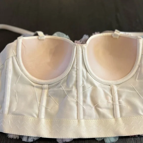 Floral Embellished Crop Top - Multicolor - Picture 4 of 8